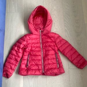 Moncler light down jacket for girl 6y.o with not removable hoodie and